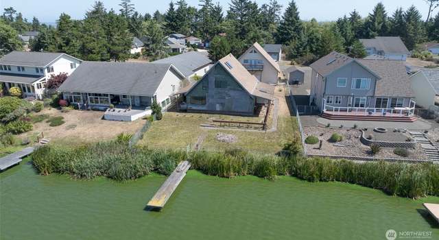 Photo of 639 Lake Island Ave SE, Ocean Shores, WA 98569