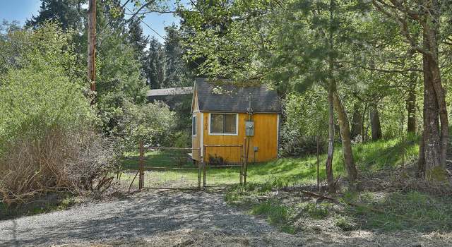 Photo of 8108 George Dr, Clinton, WA 98236
