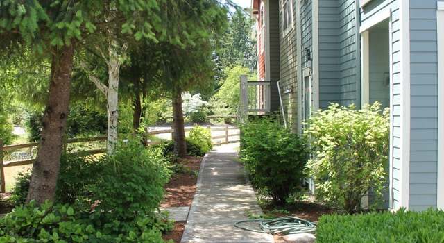 Photo of 10500 221st Ln NE #204, Redmond, WA 98053