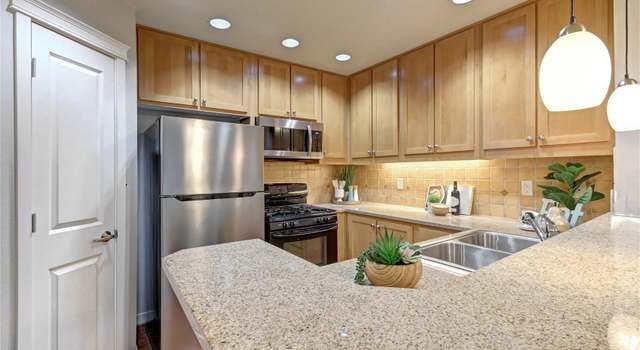 Photo of 4321 Issaquah Pine Lake Rd SE #402, Sammamish, WA 98075