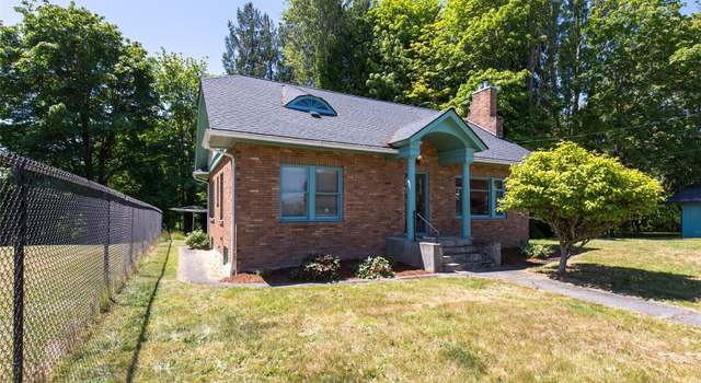 Photo of 314 E 2nd St, Port Angeles, WA 98362