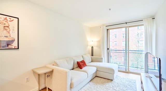 Photo of 1323 Boren Ave #407, Seattle, WA 98101