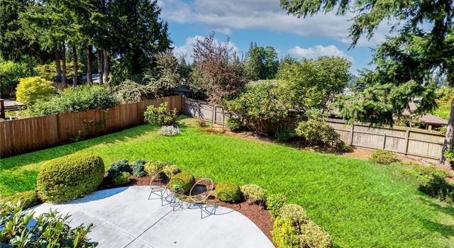 Photo of 17710 NE 12th St, Bellevue, WA 98008