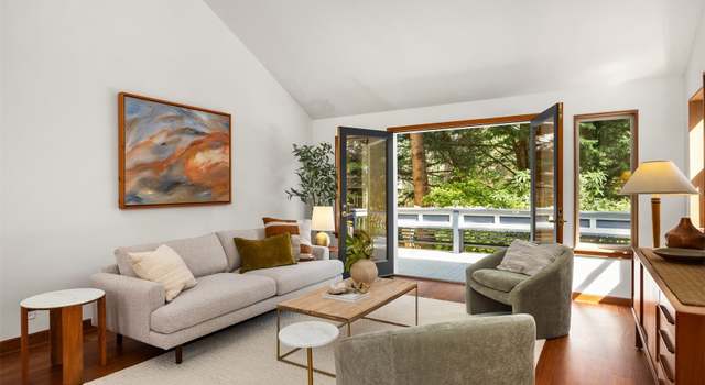 Photo of 8469 Ferncliff Ave NE, Bainbridge Island, WA 98110