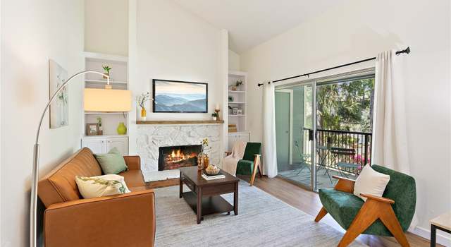 Photo of 4647 W Lake Sammamish Pkwy SE Unit E303, Issaquah, WA 98027