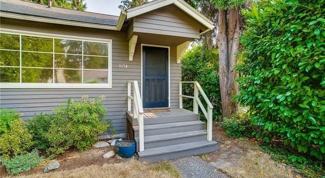 Photo of 1034 NE 97th St, Seattle, WA 98115