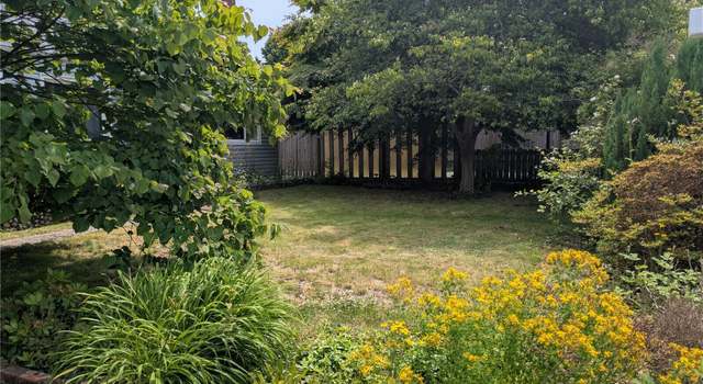 Photo of 7121 Rainier Dr, Everett, WA 98203