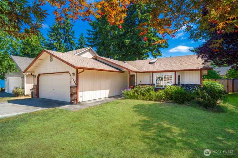 Photo of 5706 58th Ct SE Lacey, WA 98513