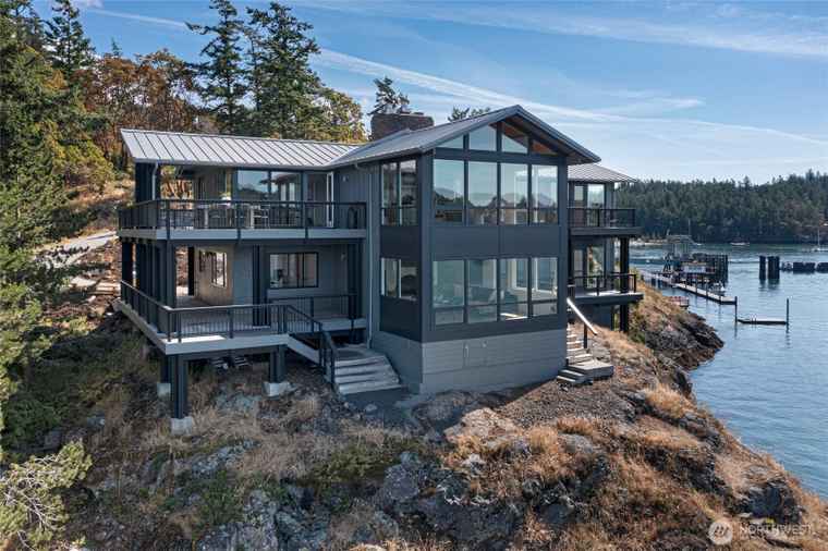 Photo of 8256 Orcas Rd Orcas Island, WA 98245