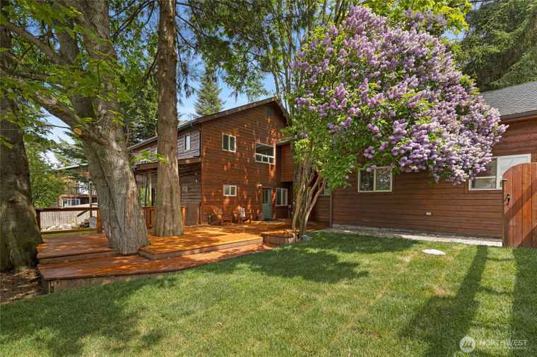 Photo of 255 Alder St Orcas Island, WA 98245