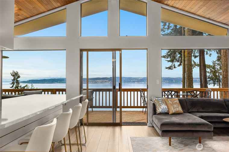 Photo of 285 Harrington Rd Coupeville, WA 98239