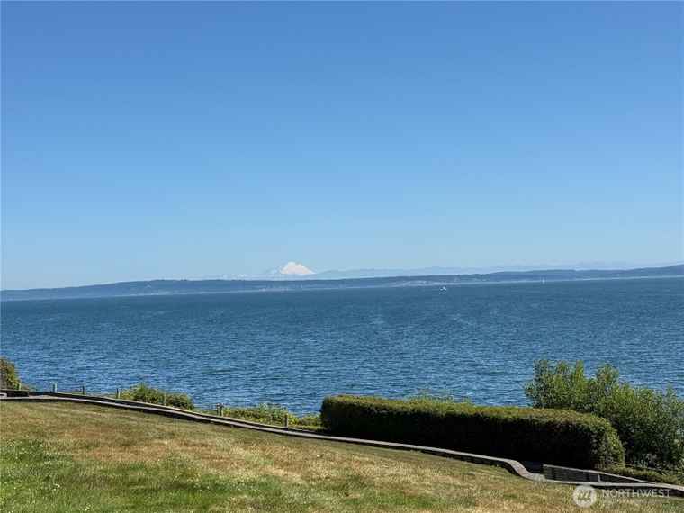 Photo of 120 Cascade Pl #33 Port Ludlow, WA 98365