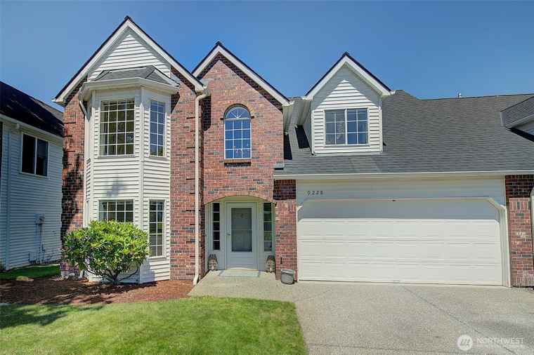 Photo of 9228 S 240th Pl #9228 Kent, WA 98030