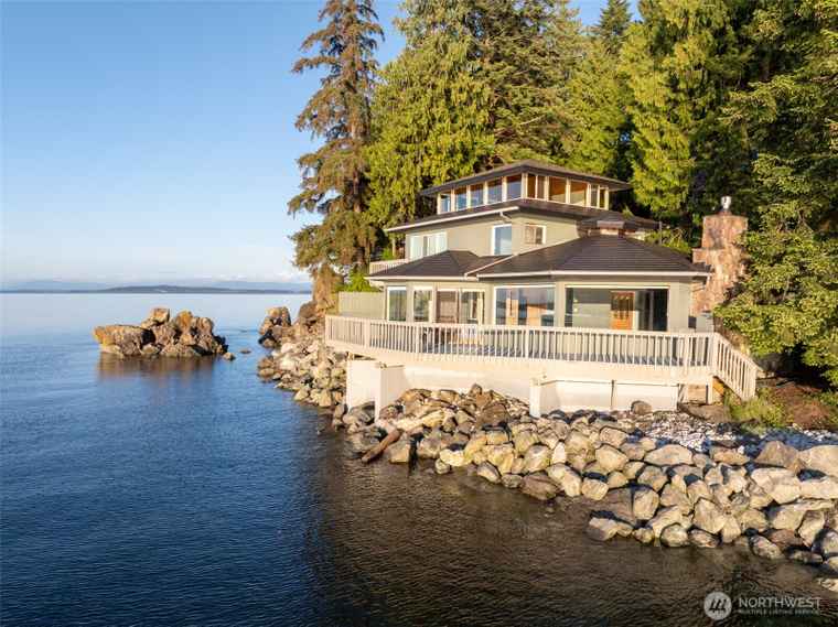 Photo of 585 Raccoon Point Rd Orcas Island, WA 98245
