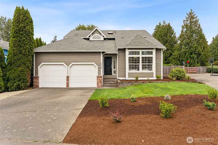 Photo of 22009 131st Pl SE Kent, WA 98031