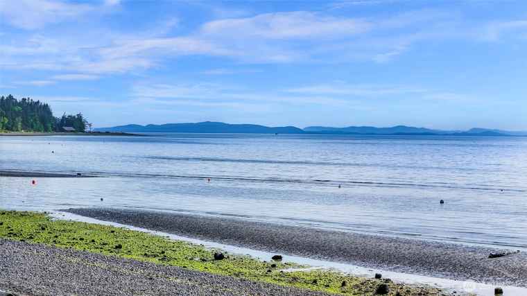 Photo of 7491 Birch Bay Dr Blaine, WA 98230