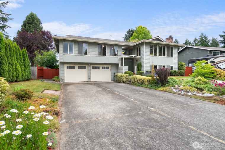 Photo of 13304 SE 248th Pl Kent, WA 98042