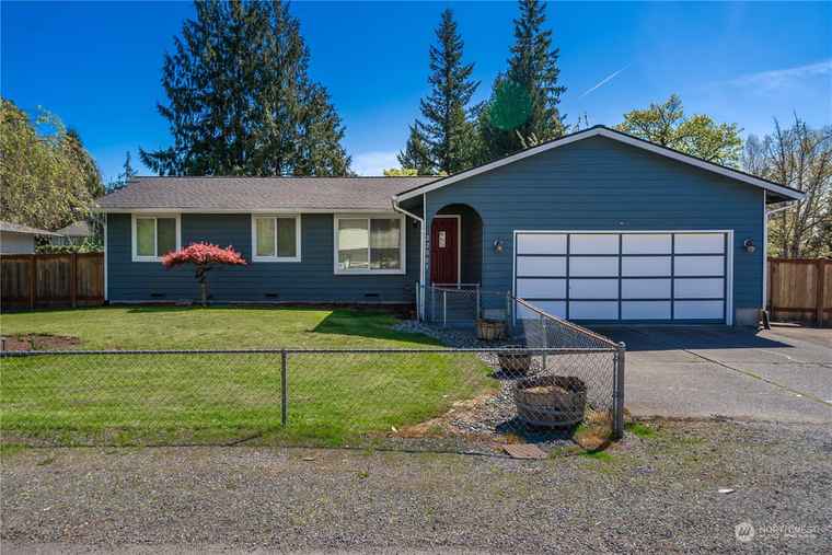 Photo of 22005 SE 270th St Maple Valley, WA 98038