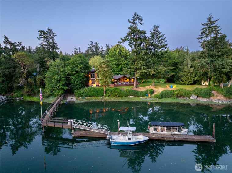 Photo of 117 Legend Ln Orcas Island, WA 98243