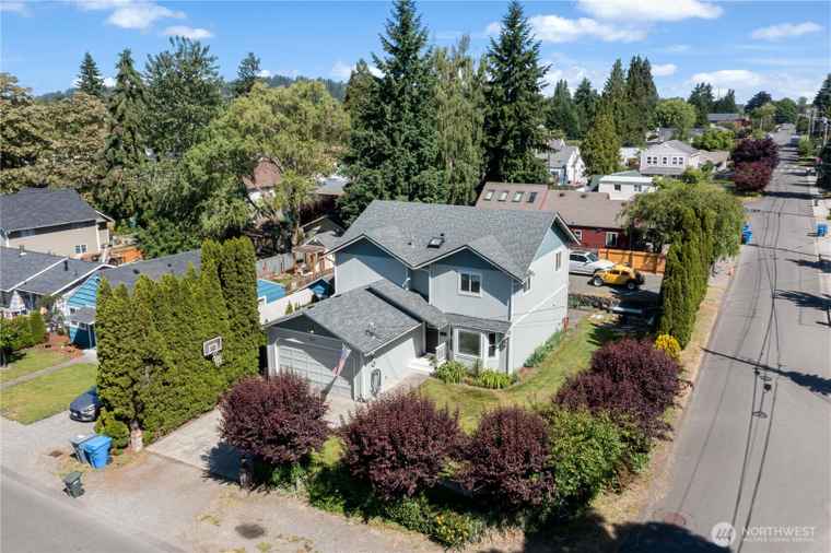 Photo of 1211 Maybell St Sumner, WA 98390