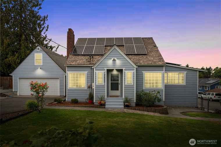 Photo of 2820 S 152nd St SeaTac, WA 98188