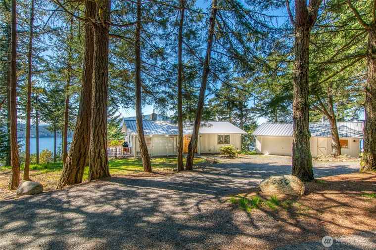 Photo of 339 Highlands Dr Orcas Island, WA 98245