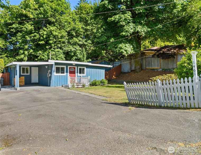 Photo of 1461 Bill Ave Port Orchard, WA 98366