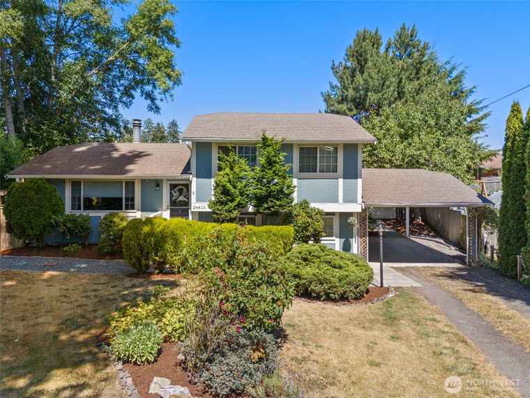 Photo of 24610 Granada Ct NE Kingston, WA 98346