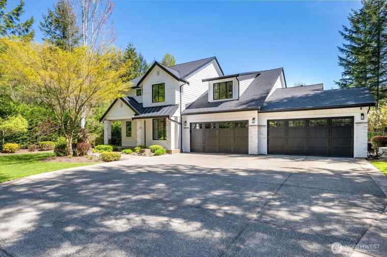 Photo of 21961 SE 311th Ct Black Diamond, WA 98010
