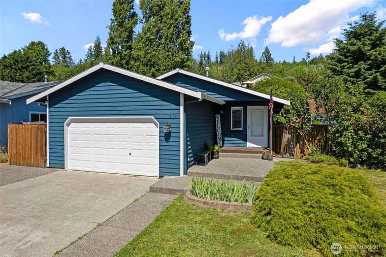 Photo of 201 N Bogart Granite Falls, WA 98252