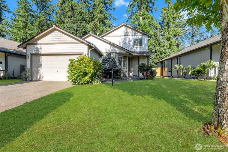 Photo of 15621 8th Ave Ct E Tacoma, WA 98445
