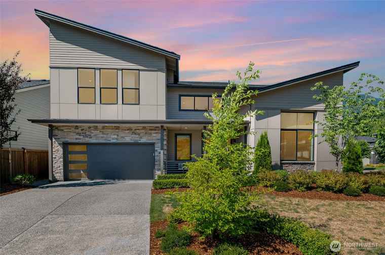 Photo of 3098 SE 14th St North Bend, WA 98045