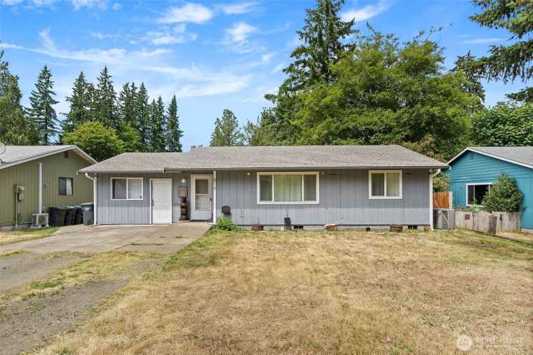 Photo of 818 Wyandotte Ave Shelton, WA 98584
