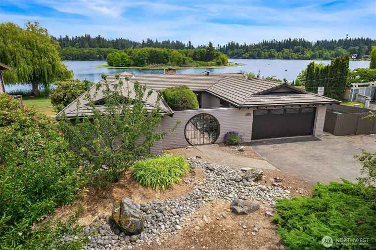 Photo of 23731 74th Ave W Edmonds, WA 98026