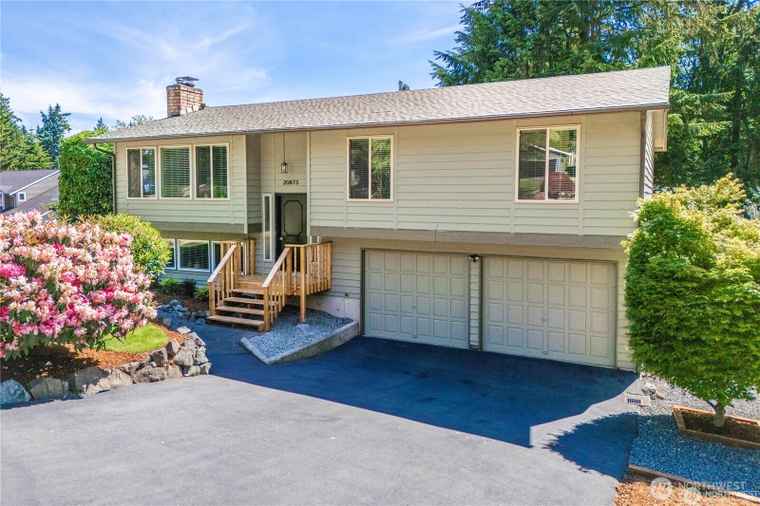 Photo of 20873 2nd Pl SW Normandy Park, WA 98166