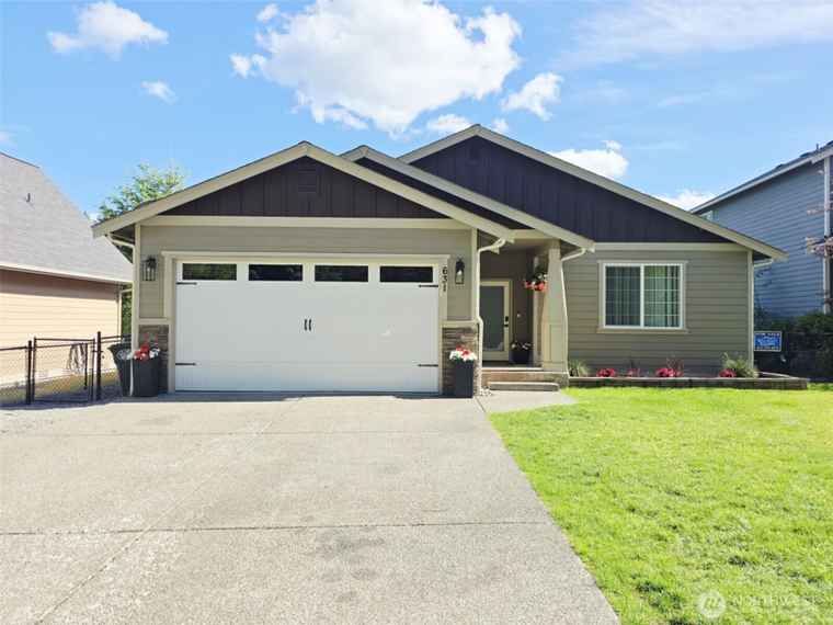 Photo of 631 Joy St Eatonville, WA 98328
