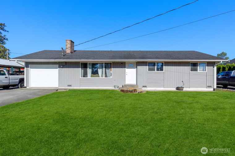 Photo of 311 Wabash Pl Granite Falls, WA 98252