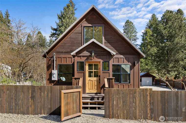 Photo of 605 Ronald Ave Cle Elum, WA 98922