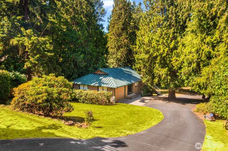 Photo of 18217 83rd Ave NE Kenmore, WA 98028
