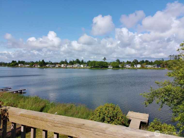 Photo of 712 Mt Olympus Ave SE Ocean Shores, WA 98569