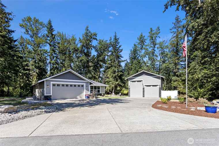 Photo of 21010 Meridian Ave E Graham, WA 98338