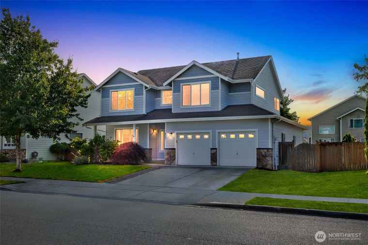 Photo of 807 Williams St NW Orting, WA 98360