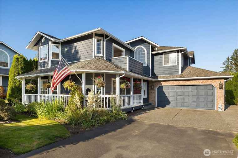 Photo of 12011 N Lakeshore Dr Lake Stevens, WA 98258