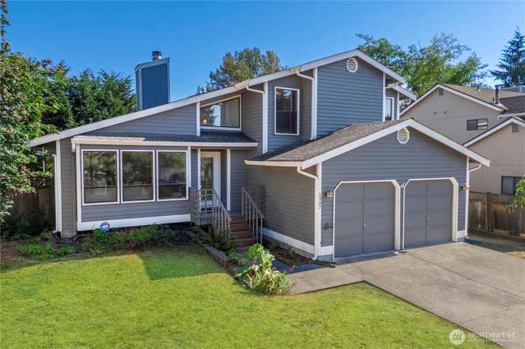 Photo of 1307 SW 323rd St Federal Way, WA 98023