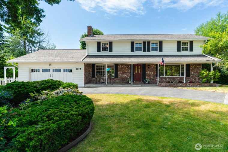 Photo of 1175 SW Lopez Dr Oak Harbor, WA 98277