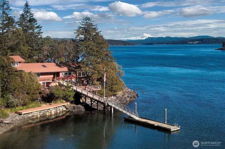 Photo of 15 Brown Is Friday Harbor, WA 98250