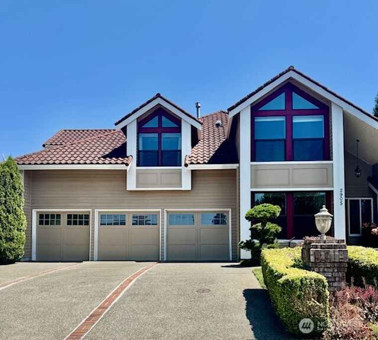 Photo of 2905 16th St SE Puyallup, WA 98374