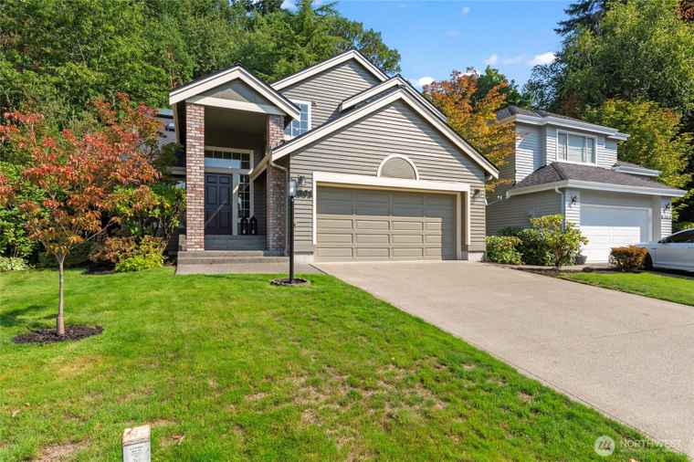 Photo of 8301 61st St W University Place, WA 98467
