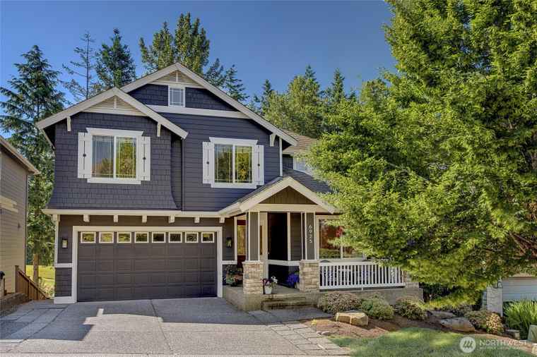 Photo of 6925 Oakmont Ave SE Snoqualmie, WA 98065