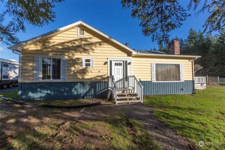 Photo of 1097 Wold Rd Friday Harbor, WA 98250